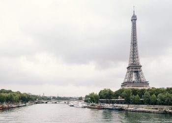 Which city in Europe has most tourists?