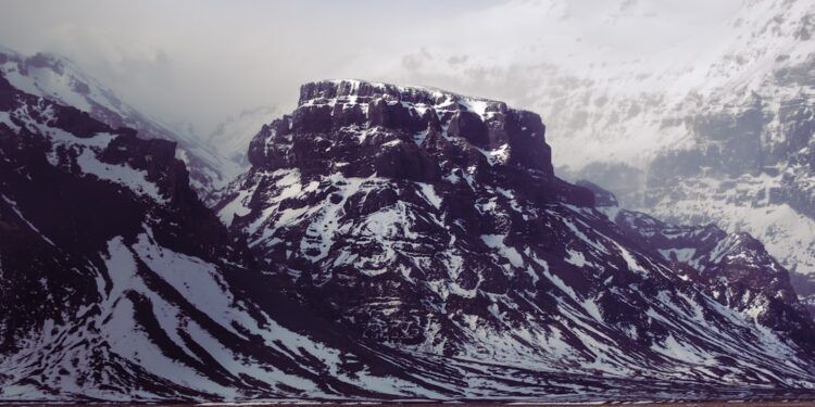 Descoperă frumusețea Apusenilor: Destinații de vacanță în inima naturii